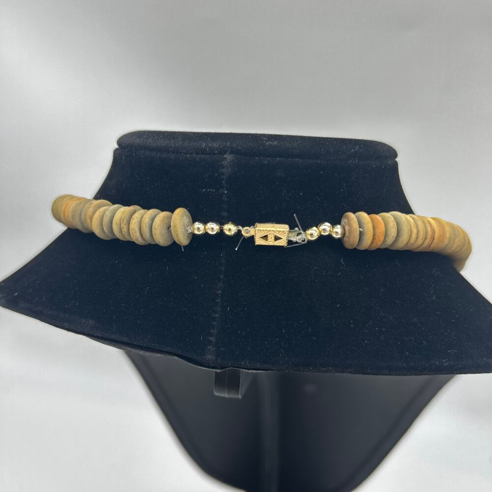 Vintage Large Shell Necklace Statement Pendant Beaded Beach Jewelry - Picture 5 of 12